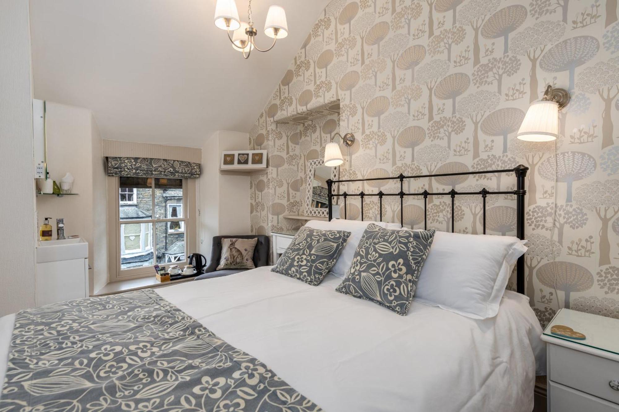 2 Cambridge Villas B & B Ambleside Bagian luar foto